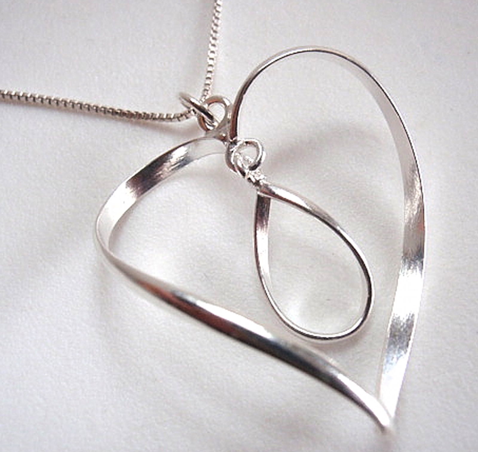 Heart and Hoop Pendant 925 Sterling Silver Corona Sun Jewelry Love - $10.79
