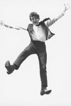 Paul McCartney jumping in air The Beatles 11x17 Poster - £14.09 GBP