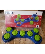 NIB Dog Christmas Gift Present &quot;Find The Treat&quot; Toy Training Puzzle Free... - £20.35 GBP