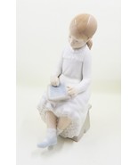 NAO by Lladro Porcelain School Girl With Slate Figurine 117 Spain - £39.33 GBP