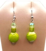 Apple Green Glass Dangle Earrings Sparkle Faceted Bead Silver Tone French Wire  - £7.02 GBP