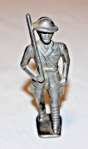 Vintage 1940s Era Aluminum 3.25” Military Toy Uniformed Soldier Carrying Rifle - £6.38 GBP