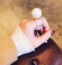 Women&#39;s Pearl Ring Chunky Huge Pearl Big Large Round Square Mother of Statement - £16.73 GBP