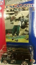 DONOVAN MCNABB EAGLES TRADING CARD AND ESCALADE FLEER COLLECTIBLES IN SE... - £6.12 GBP