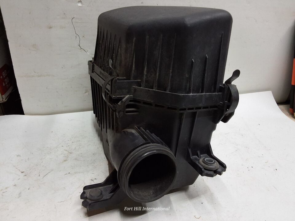 12 13 14 Kia Rio air cleaner box assembly 28110-1W100 OEM - $39.59