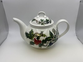 Portmeirion The Holly And The Ivy Teapot with Lid - $169.99