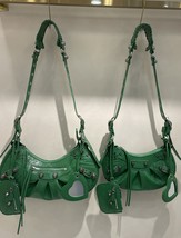 Luxury Fashion Leather Handbags Women Bags Designer Handbags Women Retro Rivet S - £152.28 GBP