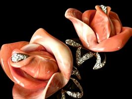 VTG KJL KENNETH J LANE Faux Coral Lucite Rose Enamel Clip On Earrings NWOT - $121.05