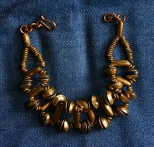 Fabulous Boho Gold-tone Metal Bead Bracelet 1970s vintage 7 3/4&quot; - £10.35 GBP