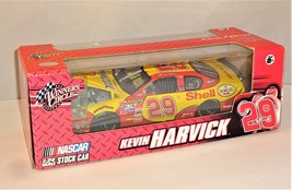 Winner&#39;s Circle 2007 Kevin Harvick #29 SHELL Monte Carlo SS 1/24 w/ Case - £14.07 GBP
