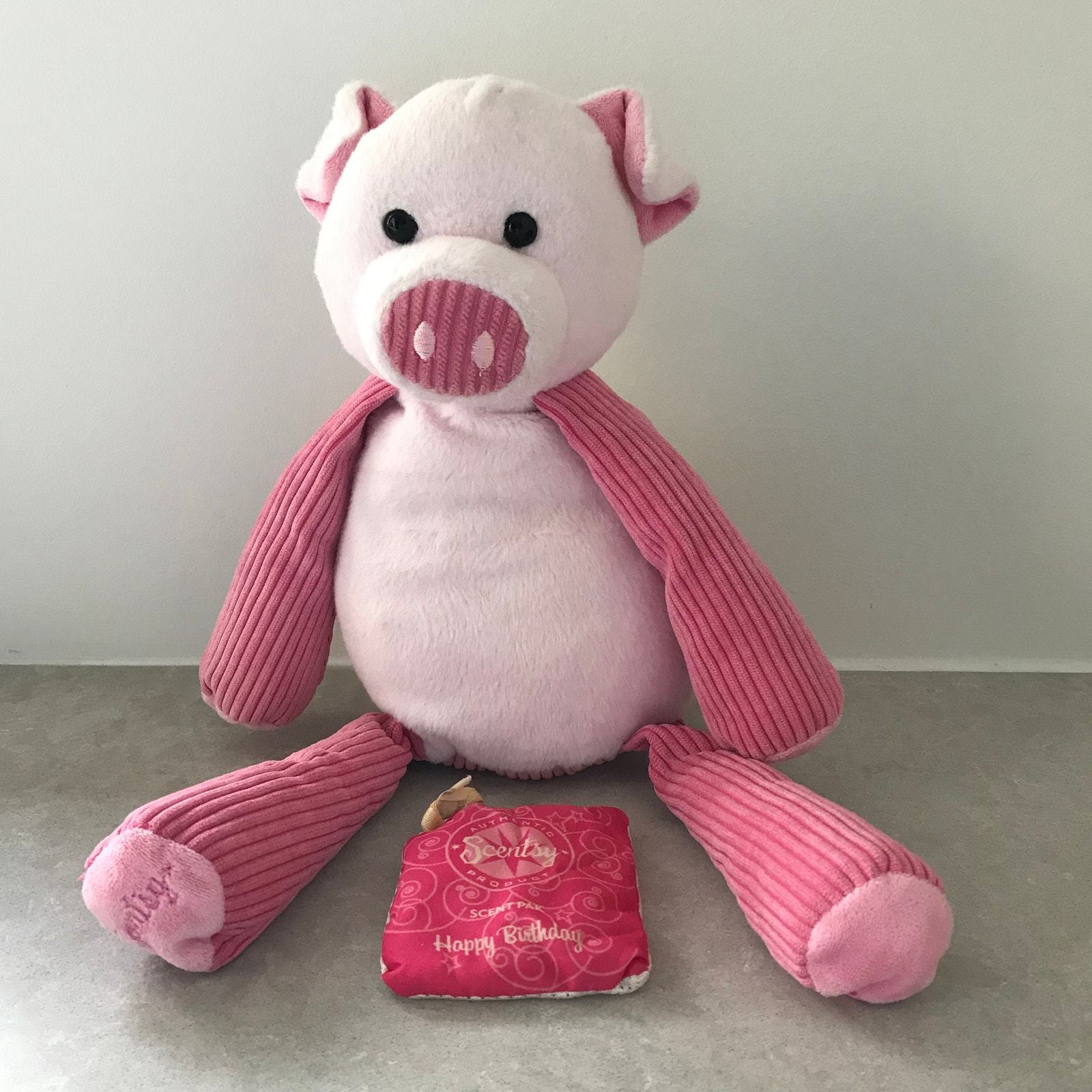 Scensty Penny The Pink Pig Buddy w/Happy Birthday Scent Pak - $24.99