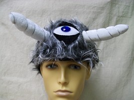 Cyclops Hat w/ Horns Greek God Anime Manga Fantasy One Eyed Monster Beas... - €7,53 EUR