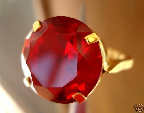 UNIQUE BLOOD RED COLOR BIG ROUND GARNET RING sld - $0.00