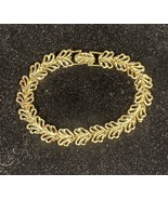 Goldtone Leaf Style 7” Bracelet Elegant - £14.32 GBP