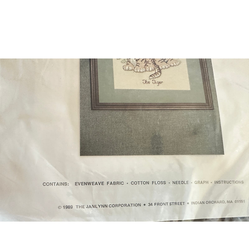 2 VTG NOS  Janlynn Counted Cross Stitch The Lion / The Tiger 1989 Item image 5