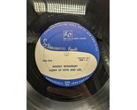 Woody Woodbury Looks At Love And Life Vinyl Record - $9.89