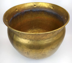 Vintage Large Hosley Hammered Brass Planter 15x18&quot; Jardiniere Cauldron Pot Round - £143.26 GBP