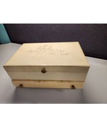 Vintage Buxton Jewelry Box - White With Rose Print and Gold Tone Pulls - £24.91 GBP