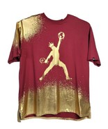 Makobi T-Shirt Men's Size 4XB Red Gold Print Short Sleeve Streetwear Logo - $50.26 CAD