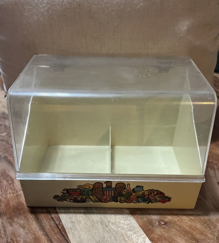 McCall&#39;s  Early 1970&#39;s  Great American Hard Plastic Recipe Card Box - $14.00