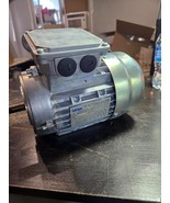 Lenze Motor MDERAXX071-12V AC Motor 0.25kW 1345RPM  0.29KW 1610RPM NEW S... - $535.69 CAD