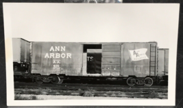 Ann Arbor Railroad Boxcar AA #406 Train B&amp;W Photograph 1967 - £9.11 GBP