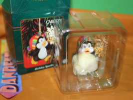 Carlton Cards Heirloom Treasures Holiday Sparkle Penguin Christmas Ornam... - £14.23 GBP