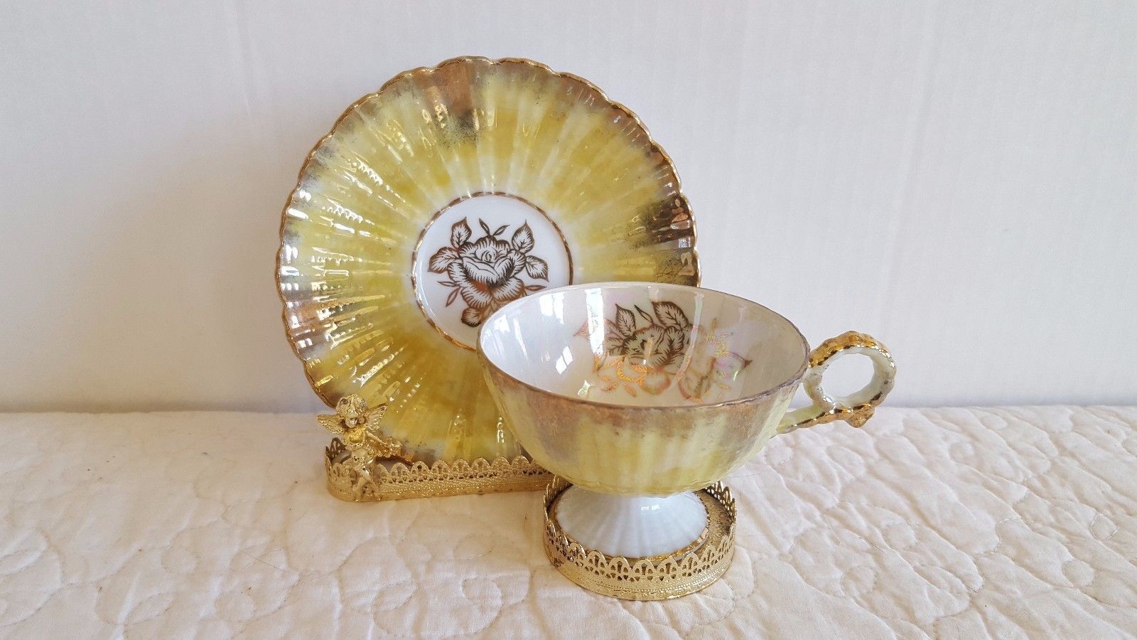 Vintage Lefton Handpainted Scallop Rim Gold Rose Footed Tea Cup and Saucer EUC - $14.99