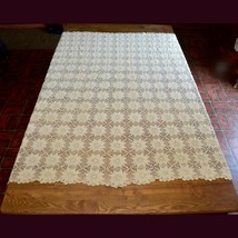 Vintage Hand Crocheted Ivory Snowflake Bedspread Coverlet Tablecloth 65 x 63&quot; - £71.10 GBP