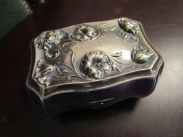 Antique Silverplate Repousse Roses Savon Travel Trinket Box [81d] - £96.75 GBP