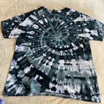 NEW Gildan Men’s Dark Green Light Blue Spiral Ice Tie Dye Short Sleeve S... - $24.50