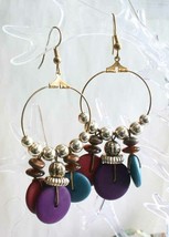 Colorful Wooden Chandelier Gold &amp; Silver-tone Pierced Earrings 1980s vint 2 1/2&quot; - £9.65 GBP