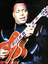 George Benson onstage Signature Ibanez GB guitar 8 x 11 color pin-up photo - £3.35 GBP