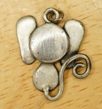 Vintage Costume Jewelry Celebrity Big Ear Mouse Pewter Metal Necklace Pe... - $9.89