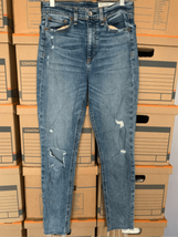 Rag n bone Distressed Skinny Jeans-Stonewash Size 26 Women’s EUC - £13.18 GBP