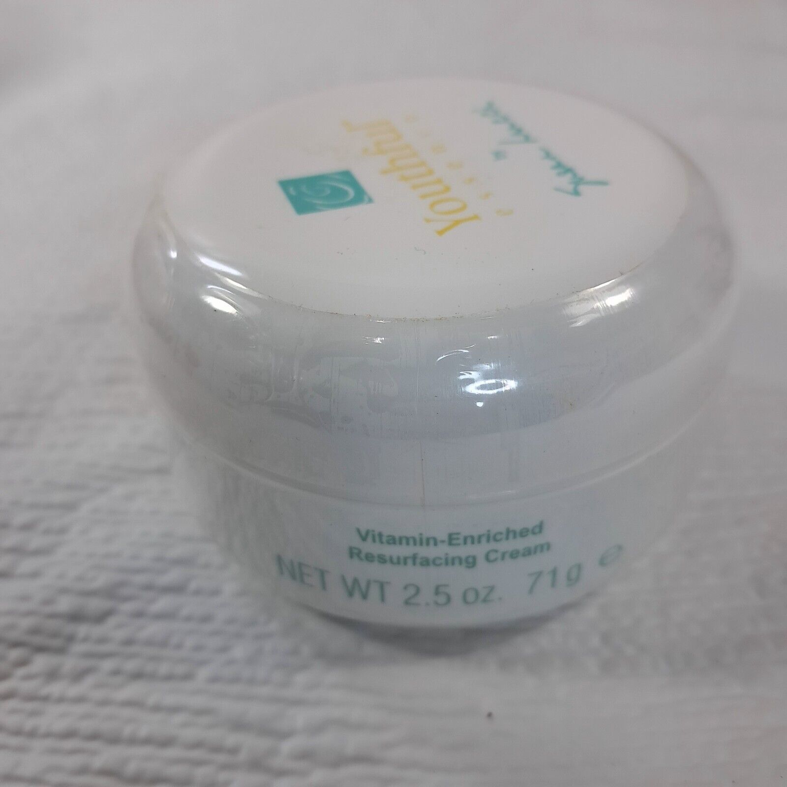 New Youthful Essence By Susan Lucci Vitamin Enriched Resurfacing Cream 2... - $58.00