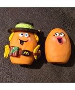 Nugget Buddies McDonald&#39;s 1988 Boomerang Blue Eyeshadow McNugget Toy - $18.76