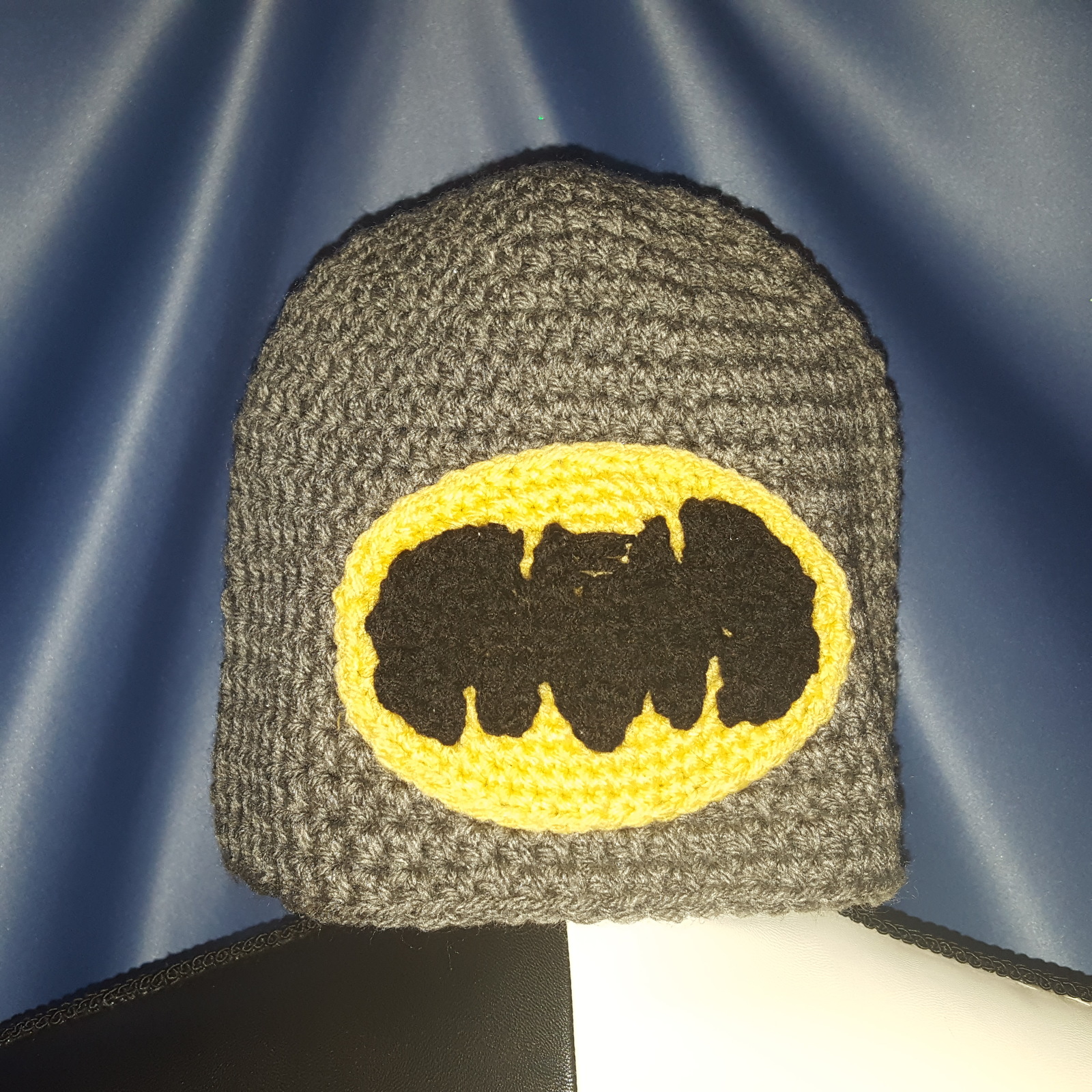 Primary image for Batman Beanie Hat Grey with Batman Symbol by Mumsie of Stratford.