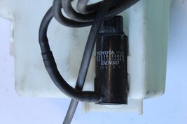 2001-2003 TOYOTA PRIUS WINDSHIELD WASHER FLUID RESERVOIR TANK R3449 image 5