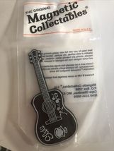 The Magnetic Collectables Guitar Elvis Sealed - $11.32