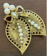 Vintage Goldtone Leaf and Bow Brooch with White Stones - $9.49