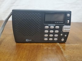 Rare Radio Shack Short Wave Travel Radio 2000125 Receiver AM FM Tested - £21.18 GBP