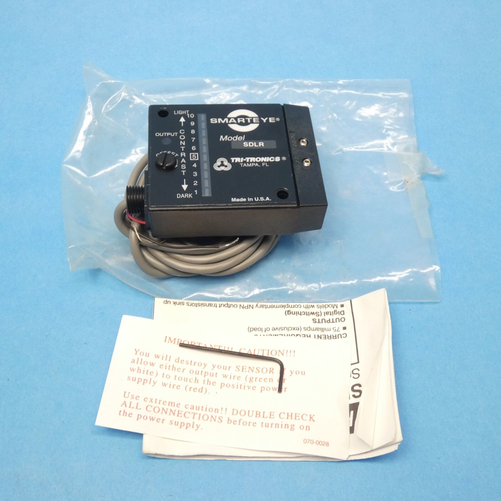 Tri-Tronics SDLR Smarteye Photoelectric Sensor NPN High Gain Red 12-24 VDC - $69.99