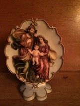 Mary , Joseph and Baby Jesus 8” Scene - $186.39 MXN