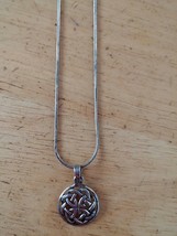 Lovely .925 Silver 8.5&quot; Chain Necklace w/5/8&quot; Round PENDANT-GENTLY WORN-DELICATE - £11.18 GBP