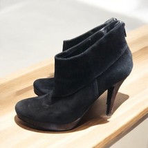 Steve Madden black suede Trishia booties boots Heels Heeled Women’s Size... - $450.90 MXN