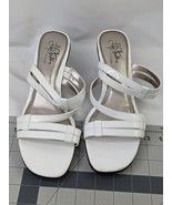 Life Stride White Womens Snappy Sandals Sz 9 M - $19.95