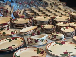 Vintage Franciscan Apple Dinnerware Plates Bowls Teacups Glasses *Pick Pieces* - £6.20 GBP+