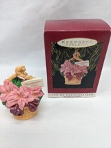 Hallmark Keepsake Ornament 1993 Grandmother Christmas Ornament - $9.89