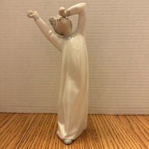 Lladro Yawning Boy Awakening #4870 Porcelain Figurine Retired - £23.59 GBP